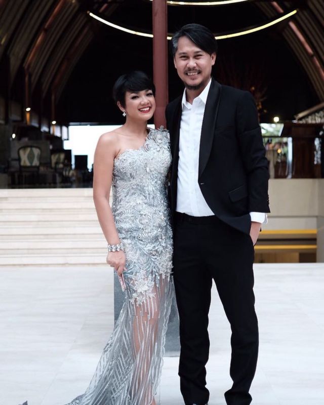 Tyas Mirasih Kena Bully Gara-gara Acara Nikahannya Penuh Sponsor, Ya Cuek Aja Sih