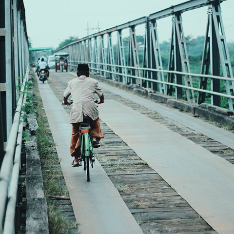 Geliat Mandiri Perbaikan Jembatan Turi, Harusnya Pemerintah Bisa Introspeksi