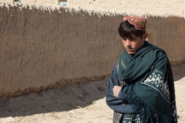 Mirisnya Nasib Anak-anak Cowok di Afghanistan Ini. Disuruh Bersolek, Menari, dan Jadi Budak Seksual
