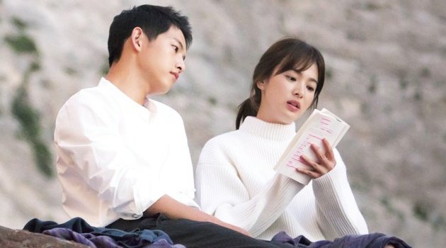 Kabar Bahagia (atau Sedih Buat Kamu?): Song Joong Ki dan Song Hye Kyo Menikah Oktober Mendatang