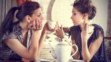 5 Alasan Kamu Harus Mempertahankan Hubungan dengan Sahabat Masa Kecilmu. Simak Dulu Yuk!