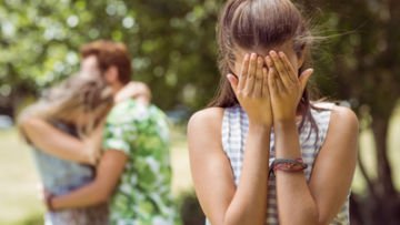 Bukan Cinta Itu yang Salah, Hanya Saja Cinta Itu Hadir di Waktu yang Kurang Tepat