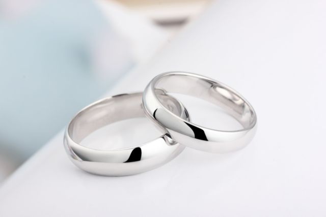 6 Alternatif Logam Selain Emas untuk Cincin Kawin. Referensi Buat Pasangan Muslim Nih!