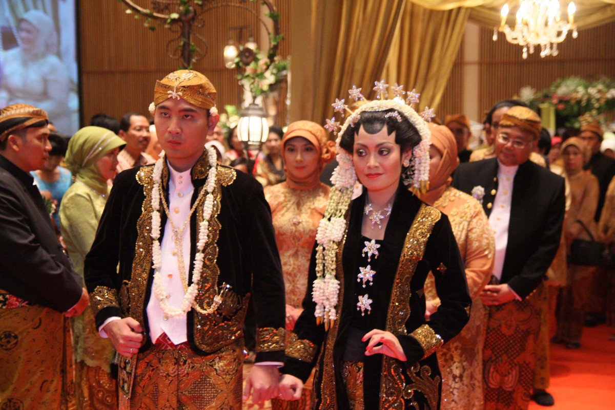5 Hal Ini Pasti Pernah Dirasakan Cowok yang Ditinggal Nikah Sama Mantan. Kocak Sekaligus Sedih!