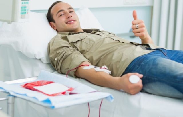 Anak Muda Tak Perlu Takut, Ini 5 Keuntungan Yang Bisa Kamu Rasakan Setelah Donor Darah!! 5 donor darah