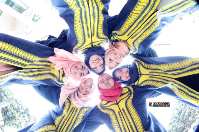 13 Inspirasi Spot Outdoor untuk Foto Wisuda. Biar Lebih Berkesan dan Hasilnya Tetap Istimewa