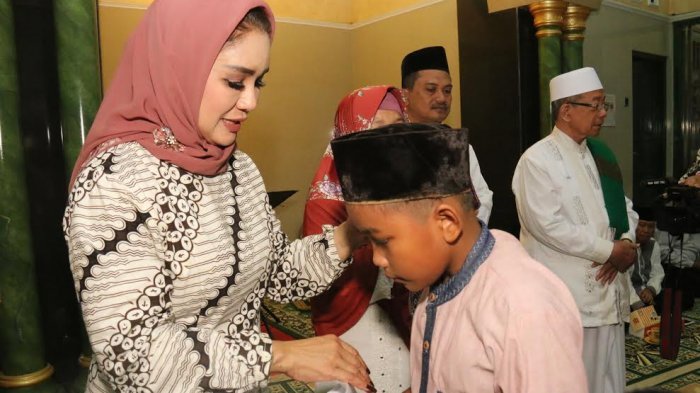 Wali Kota Tegal yang Mantan Ratu Kecantikan Kena OTT KPK. Makanya Lihat Cewek Jangan Asal Cakep!