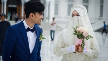 Galeri 15 Inspirasi Gaun Pengantin Bercadar. Tampil Menawan Meski Wajah Tidak Terpapar