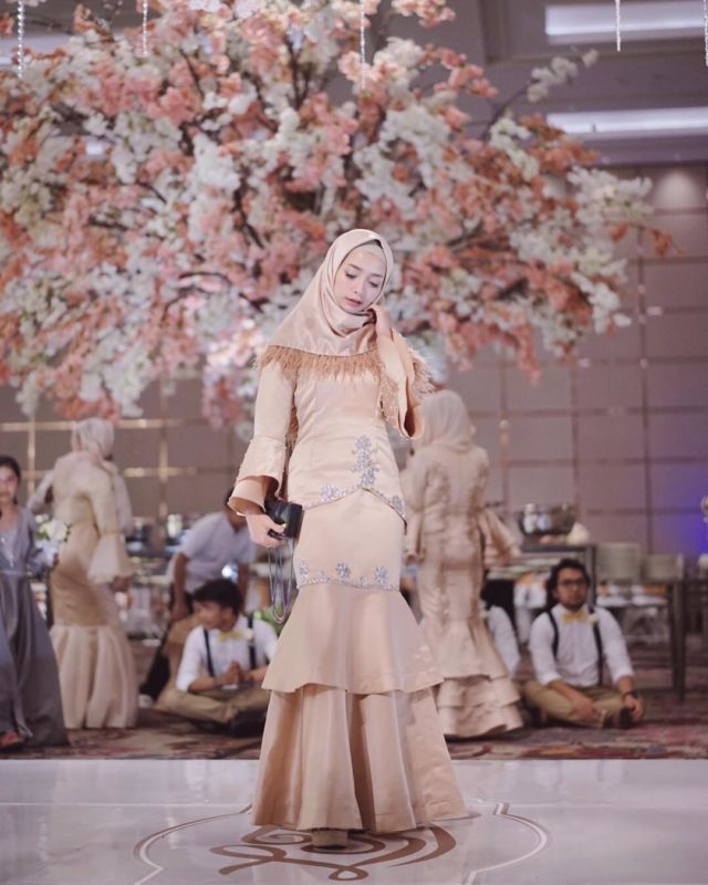 12 Inspirasi Rok Mermaid. Inilah Tren Terkini Gaya Bawahan Ala Putri Duyung Untukmu yang Berhijab