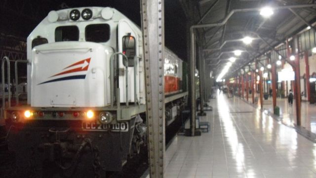 Mau Ke Semarang? Ini Dia Transportasi yang Bisa Digunakan