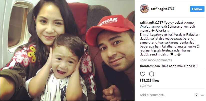 Rafathar Ulang Tahun, Warganet Malah Ribut Ngurusin Komennya Ayu Tingting. Nggak Masuk Akal! 9 Rafathar Ulang Tahun, Warganet Malah Ribut Ngurusin Komennya Ayu Tingting. Nggak Masuk Akal!