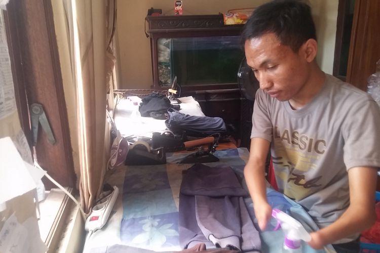 Seorang Difabel Dapat Kerja Setelah Unggah Kiriman di Facebook. Bukti Warganet Masih Ada yang Peduli