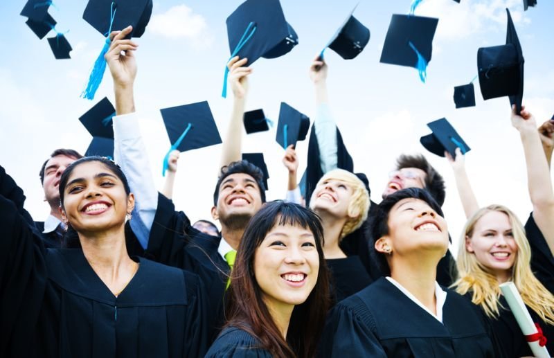 Untuk Sarjana Muda, Fokuslah Pada Satu Hal yang Mendeskripsikan Tentang Dirimu