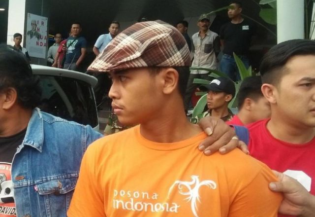 Foto pelaku
