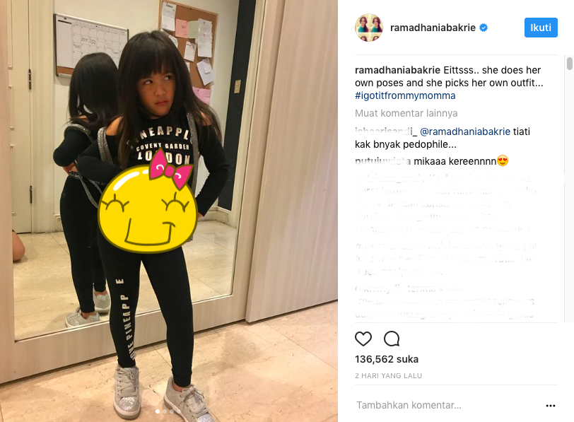 Anak Nia Ramadhani Bergaya dengan Baju Sedikit Terbuka. Warganet Mengingatkan Tentang Bahaya Pedofil