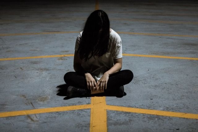 5 Kenyataan yang Harus Dihadapi, Saat Sudah Memperjuangkan, Tapi Dia Memilih Orang Lain