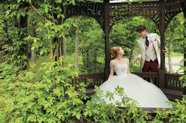 Inilah Rancangan Gaun Pengantin Disney di Peluncuran Perdana. Minat? Harus Rogoh Kocek 40 Juta untuk Sewanya Saja!