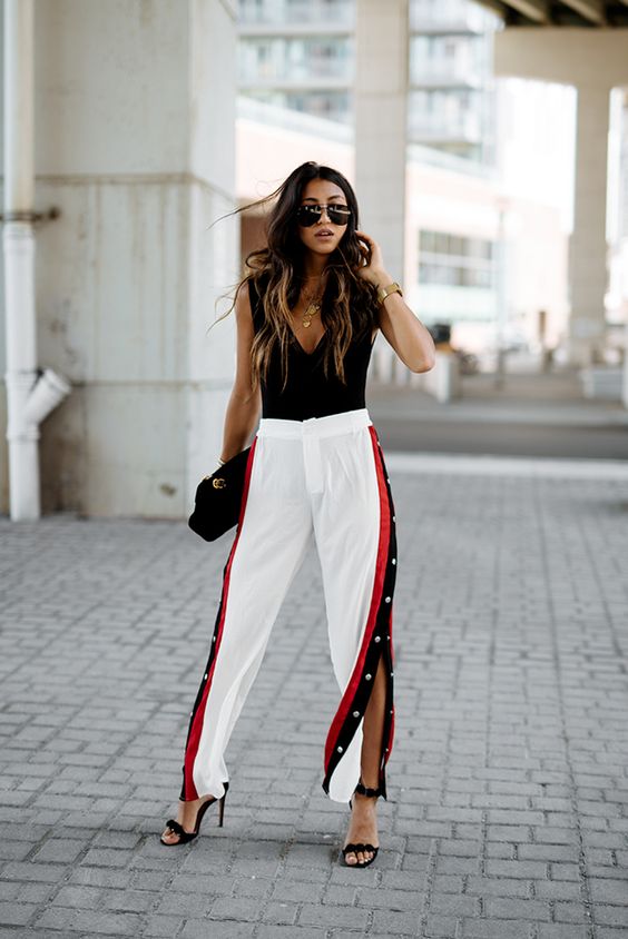 13 Inspirasi 'Track Pants Style'. Kini, Celana Training Ala Seragam Olahraga Bisa Dipakai Ke Mana-mana
