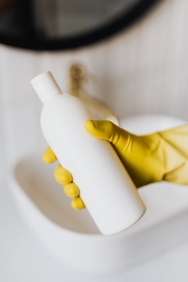 Ooh Jadi Ini Arti Simbol Segitiga di Bawah Botol atau Kemasan Plastik? Rugi Kalau Sampai Nggak Tahu