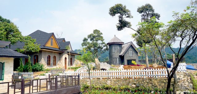 The Ranch Mega Mendung, Destinasi Wisata Kekinian dan Bernuansa Eropa di Puncak, Bogor!