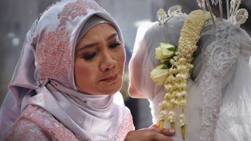 5 Hal Sederhana yang Akan Dikhawatirkan Ibu Saat Kamu Ikut Suamimu Kelak. Ah, Ibu ~