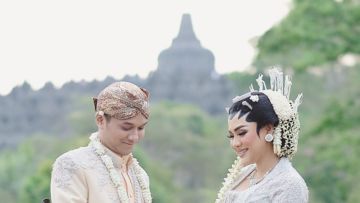 13 Foto Inspirasi dari Pernikahan Vicky Shu dengan Latar Belakang Candi Borobudur. Elegan, Unik dan Memesona