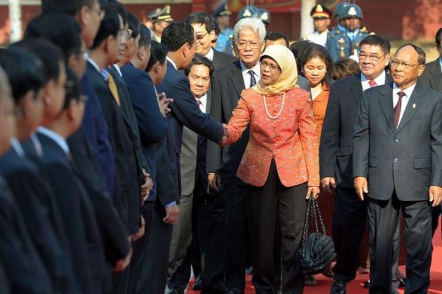 Halimah Yacob, Presiden Wanita Muslim Pertama di Singapura. Ia Bahkan Menang Tanpa Kontes