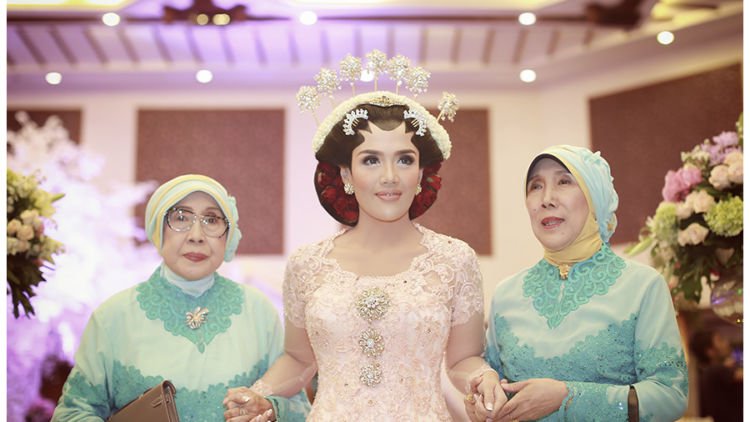 Pria Wajib Tahu Kalau Wanita Mengalami 5 Ketakutan Ini Jelang Pernikahan