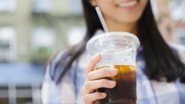 Sering Minum Es Teh Manis? Hati-hati, 5 Ancaman Kesehatan Ini Mengintaimu