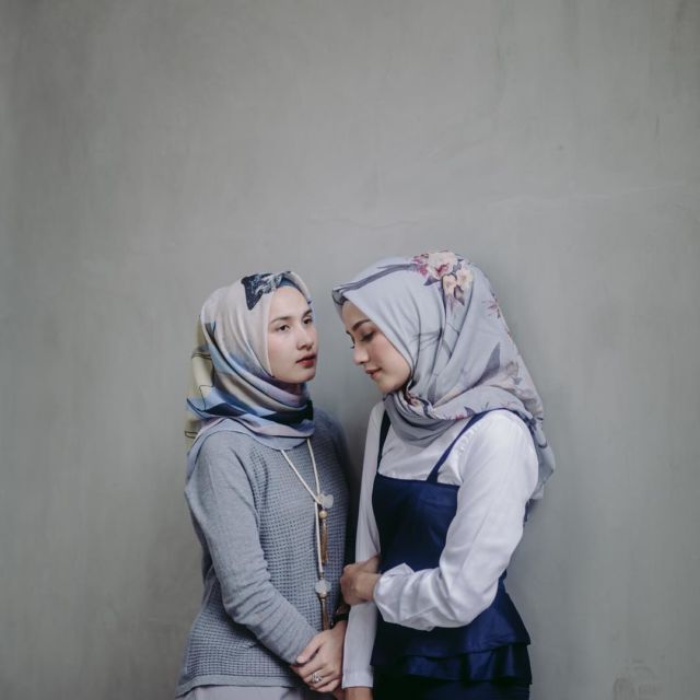 13 Ragam Tampilan Hijab Voal yang Lembut dan Anti Gerah. Simpel Tapi Cantik! 30 13 Ragam Tampilan Hijab Voal yang Lembut dan Anti Gerah. Simpel Tapi Cantik!