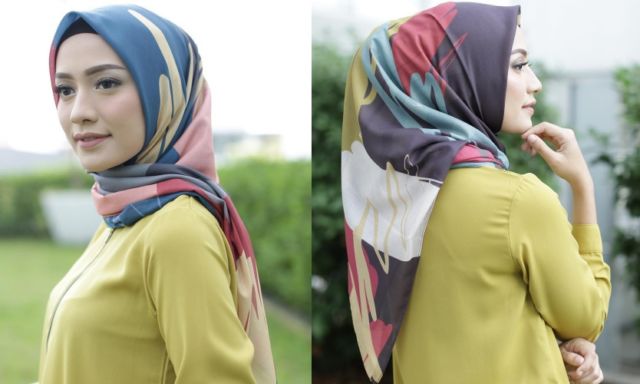 13 Ragam Tampilan Hijab Voal yang Lembut dan Anti Gerah. Simpel Tapi Cantik! 29 13 Ragam Tampilan Hijab Voal yang Lembut dan Anti Gerah. Simpel Tapi Cantik!