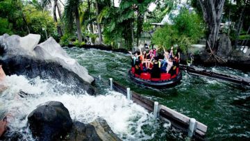 Niat Bermain Jadi Mimpi Buruk, Wahana Arung Jeram Dufan Terbalik