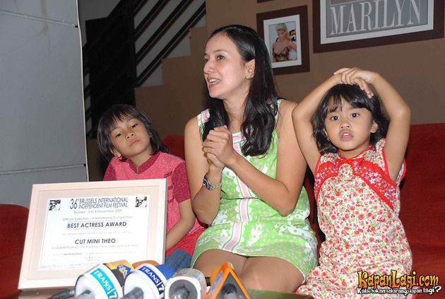 Raih Penghargaan Tingkat Dunia, Marsha Timothy Ikuti Jejak Seniornya