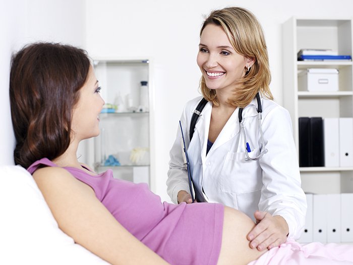 11 Tips Babymoon Bareng Suami yang Aman Bagi Ibu dan Bayi