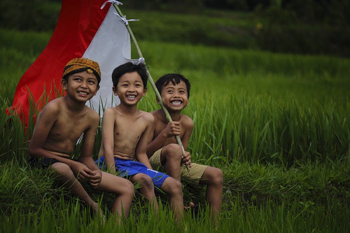 Wujud Cinta ke Tanah Air yang Tak Muluk-muluk tapi 