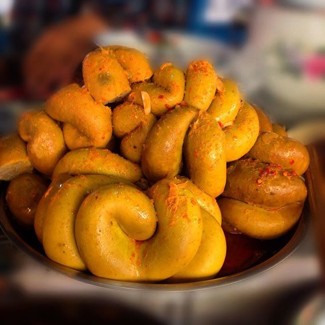 Usus sapi dengan isian putih telur yang menggoda