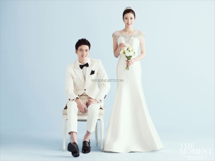 Inspirasi Foto Pre-Wedding Indoor Minimalis ala Pasangan Korea. Pas Buat yang Nggak Suka Ribet!