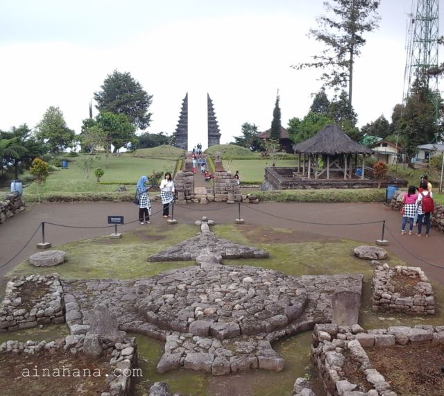 Arca Phallus di Candi Cetho