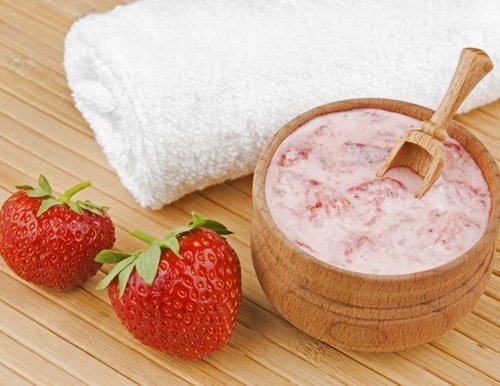 Mengalami Rambut Rontok? Berikut Cara Mengatasinya dengan Buah-Buahan! 5 perawatan rambut baru