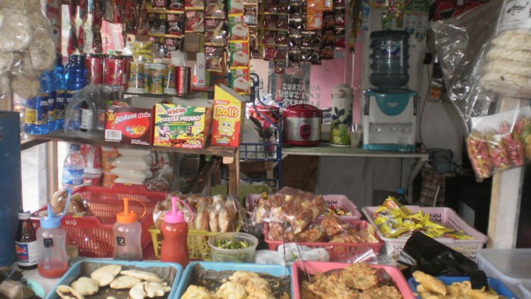 5 Alasan Makanan  yang Dijual di Warung Kopi Jarang di Lirik 