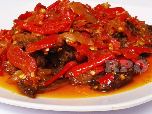 Kebayangkan enaknya dimakan dengan nasi hangat