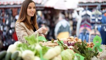 8 Trik Hemat Saat Belanja di Supermarket. Habisnya, di Sana Banyak Banget Godaan Sih!