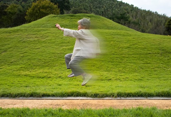 Nenek 88 Tahun Hobi Foto Unik Setelah Dapat Kamera dari Anaknya. Hasil Jepretannya Gemesin Banget