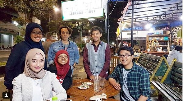Ada pelajar dari Tiongkok, Amerika, Jerman, dan Mesir lagi kumpul bareng!