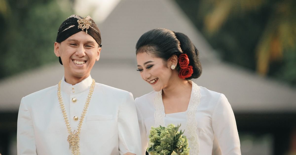 Kado Pernikahan Yang Lucu - Kado Unik