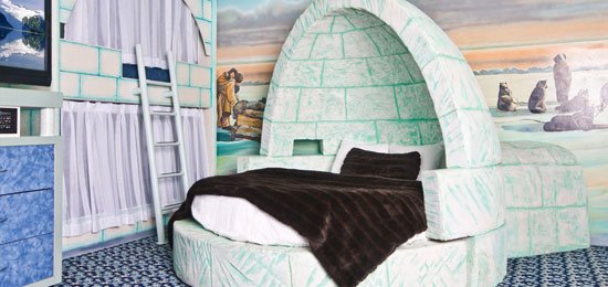 kamar dengan kasur iglo