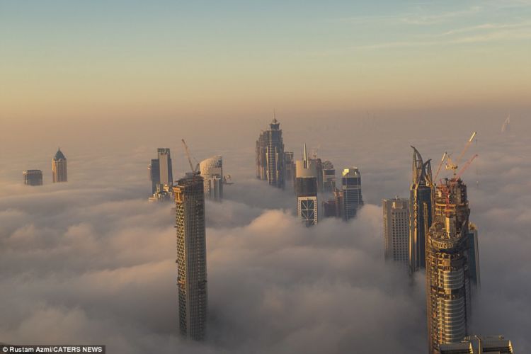 10 Foto 'Kota di Atas Awan' Dubai Ini Sangat Menakjubkan. Jadi Mupeng Liburan ke Sana!