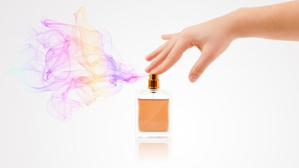 10 Kandungan Kosmetik yang Harus Dihindari Bumil; Demi Kebaikan Janin Juga!