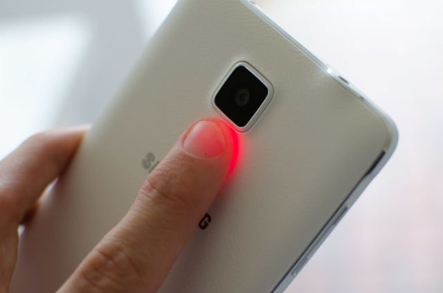 Sensor