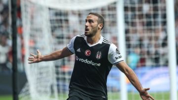 Cenk Tosun Bisa Jadi Solusi Kebuntuan Lini Serang Everton